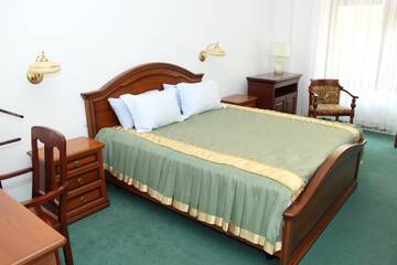 Полулюкс в Отеле Hotel Chayka